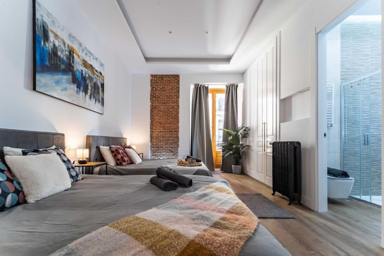 Exclusive Luxury Apartment In Central Мадрид Екстер'єр фото
