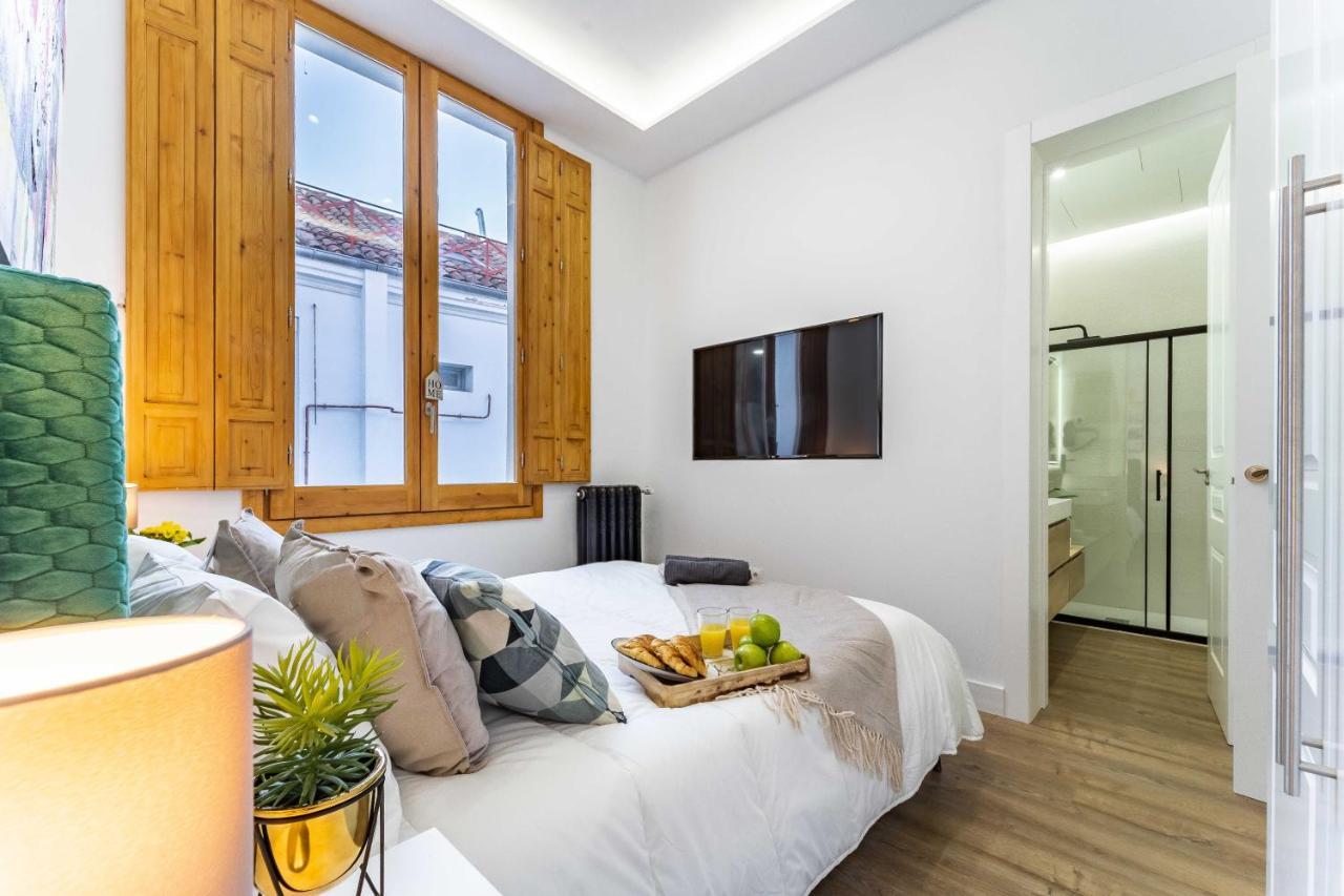 Exclusive Luxury Apartment In Central Мадрид Екстер'єр фото